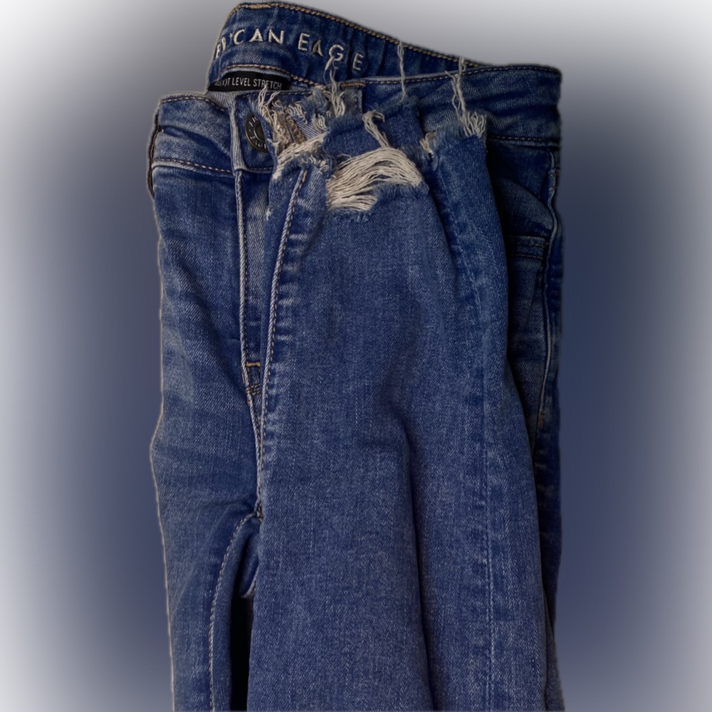 American eagle ripped jeans